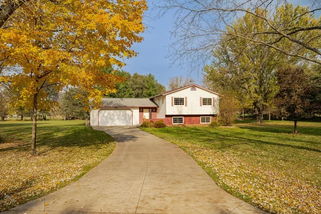 $400,000 | 5351 Logan Street Southeast, Rochester, MN 55904