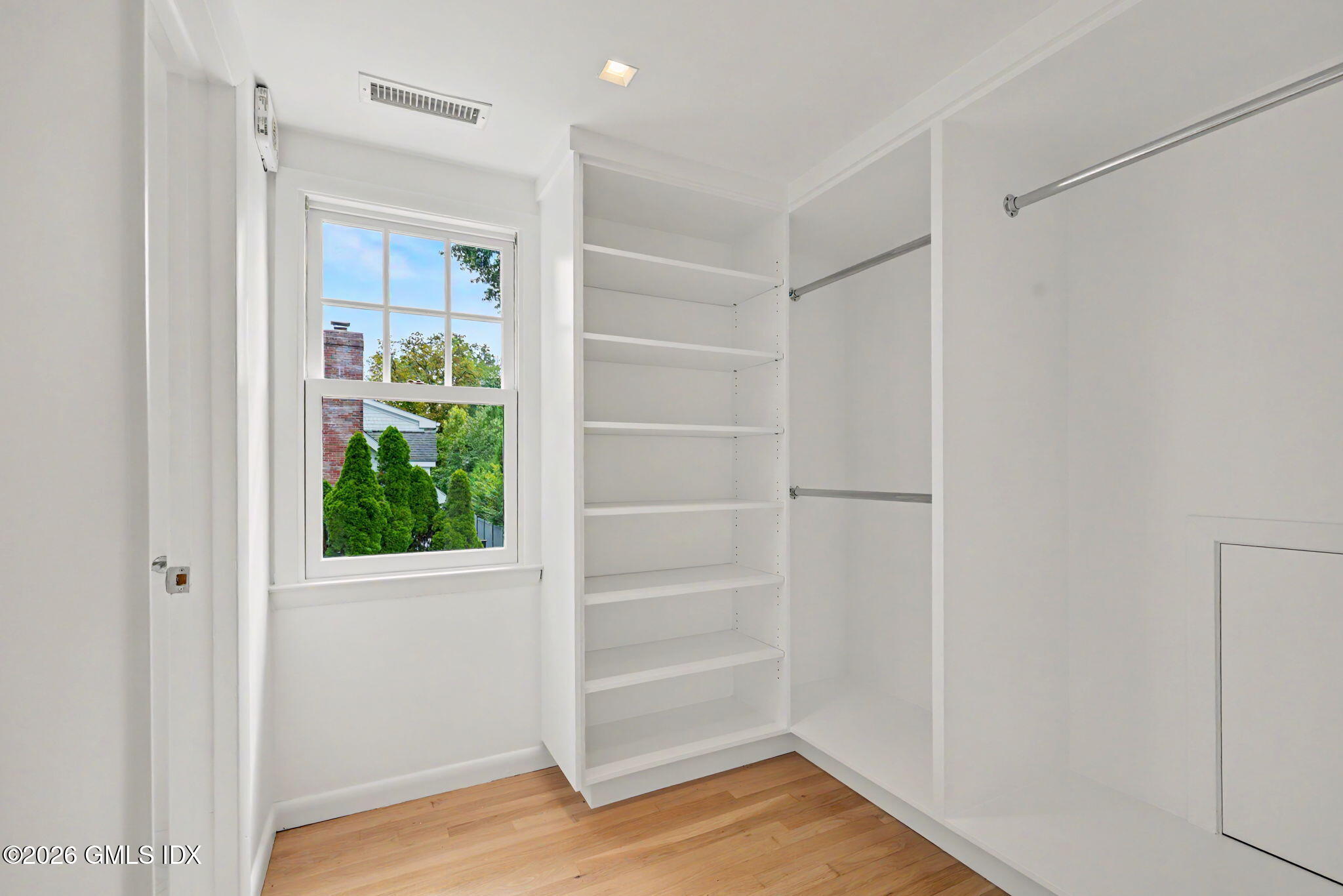 17 Center Road Old Greenwich, CT 06870 - Photo 10 of 22 Primary Bedroom WIC