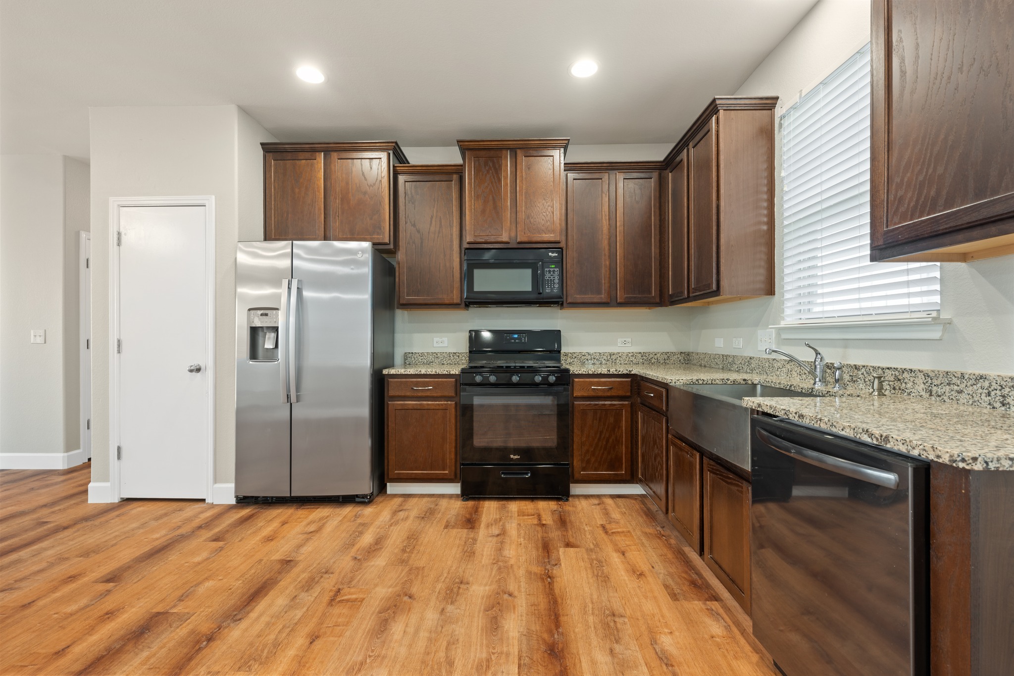 374 Triumph Road Buda, TX 78610 - Photo 7 of 30