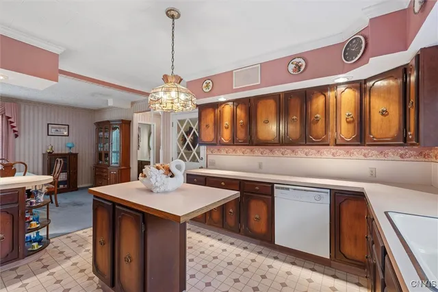 $309,000 | 198 County Rte 24, Minetto, NY 13126