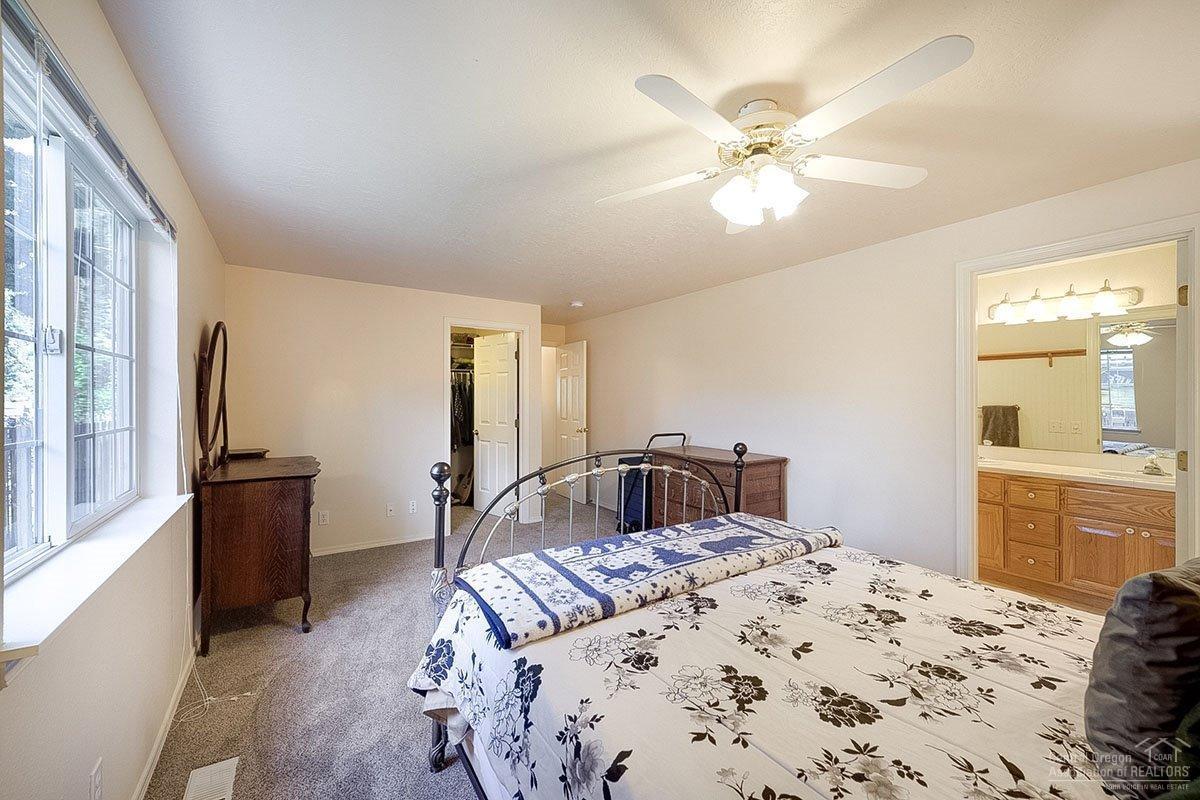 20226 Star Ridge Court Bend, OR 97703 - Photo 9 of 18 Additional Photo