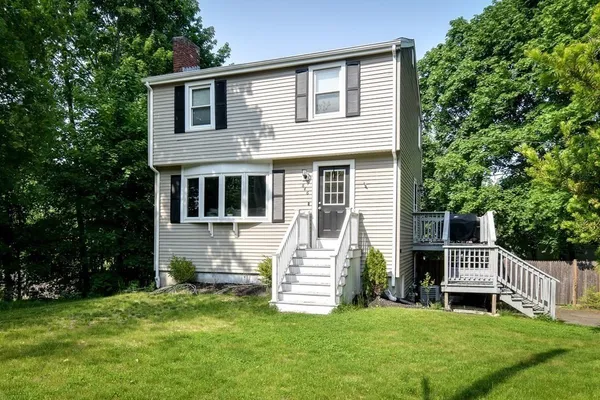 $3,750 | 846 Front Street, Unit 1, Weymouth, MA 02190