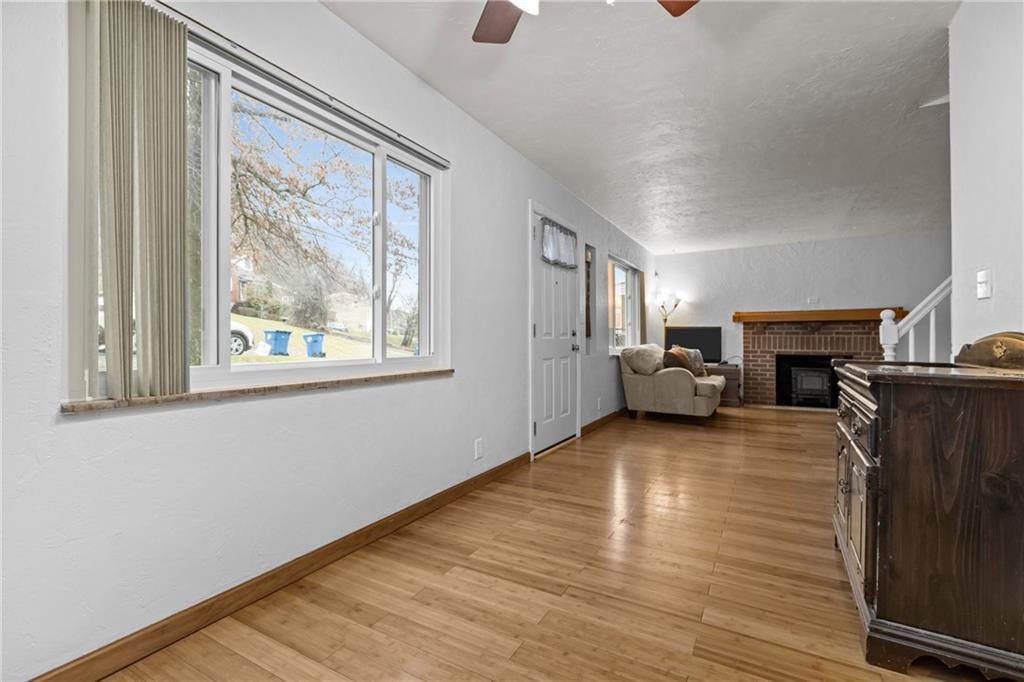 412 Idlewood Road Pittsburgh, PA 15235 - Photo 7 of 28 Large window in dining room keeps room well lit