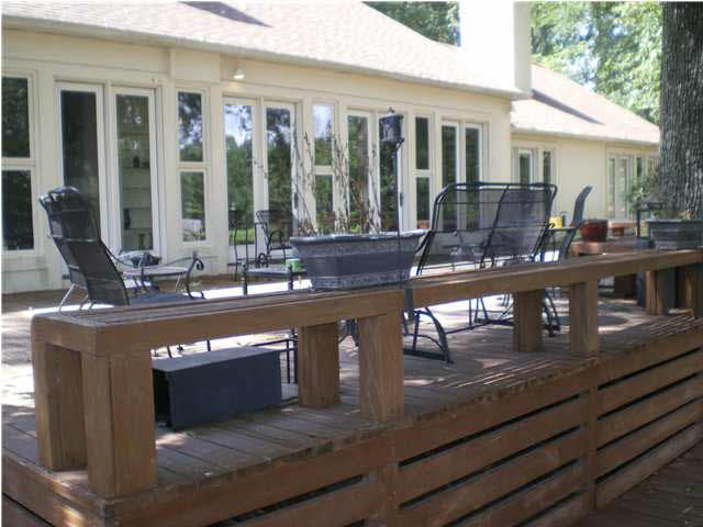 166 Butler Drive Ridgeland, MS 39157 - Photo 2 of 25 Beautiful extra large deck