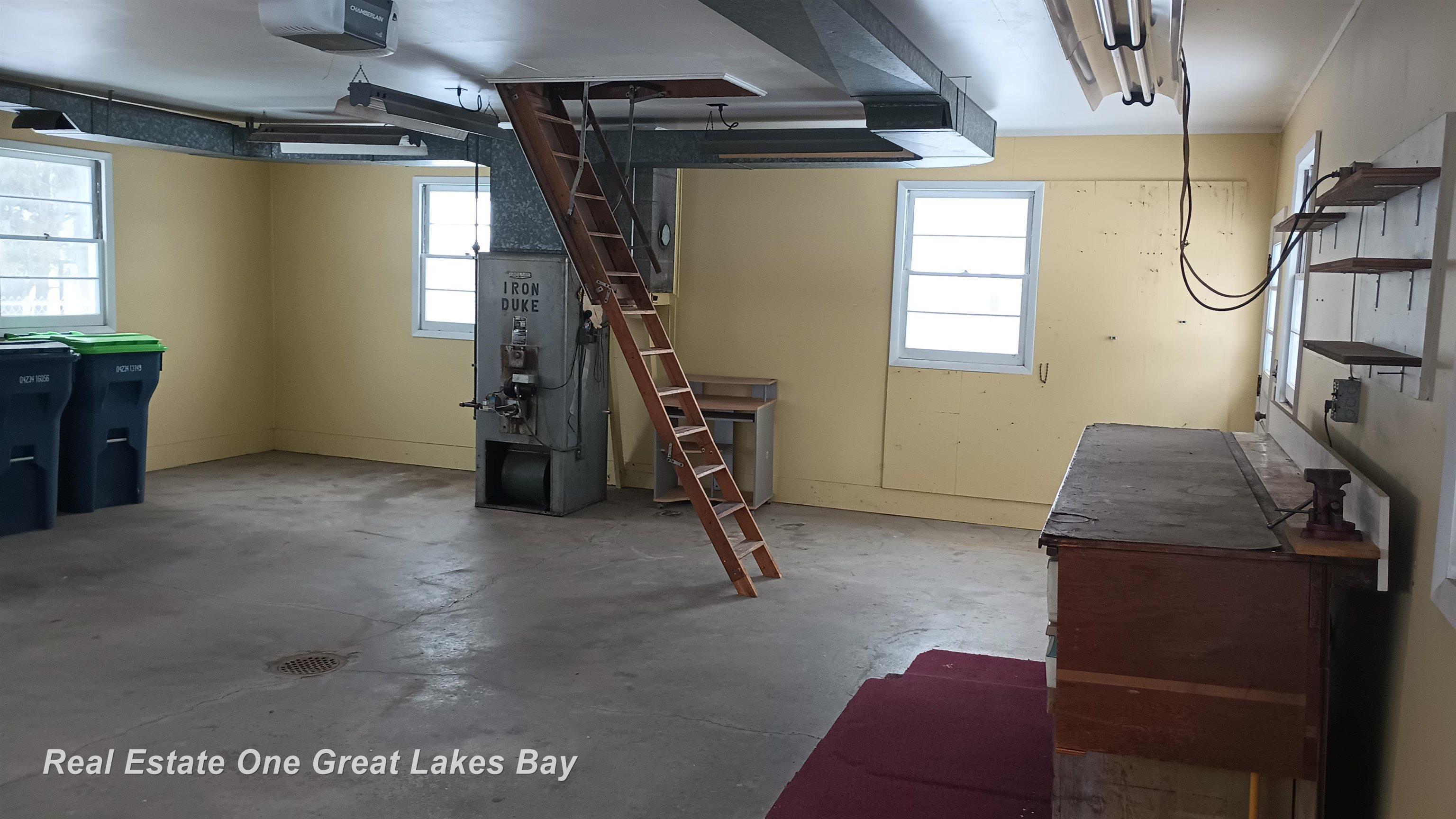 2700 Hemmeter Road Saginaw, MI 48603 - Photo 18 of 19 50164950-547a6391-9fbd-4fa2-893d-f0ffd5f39ae6.JPG