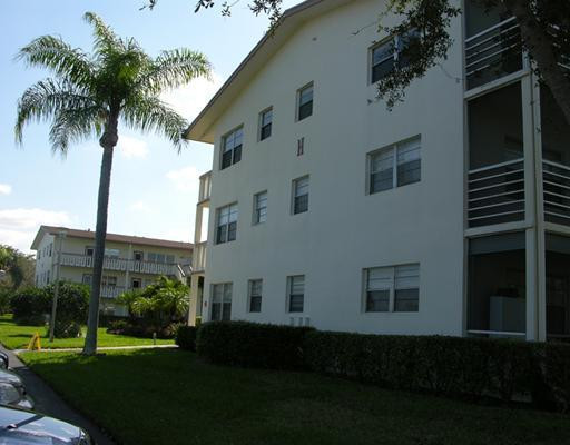 323 Preston H, Unit 3230 Boca Raton, FL 33434 - Photo 1 of 13 Exterior Front