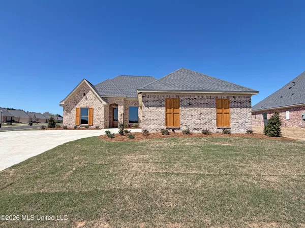 $427,900 | 142 Palace Crossing, Flowood, MS 39232