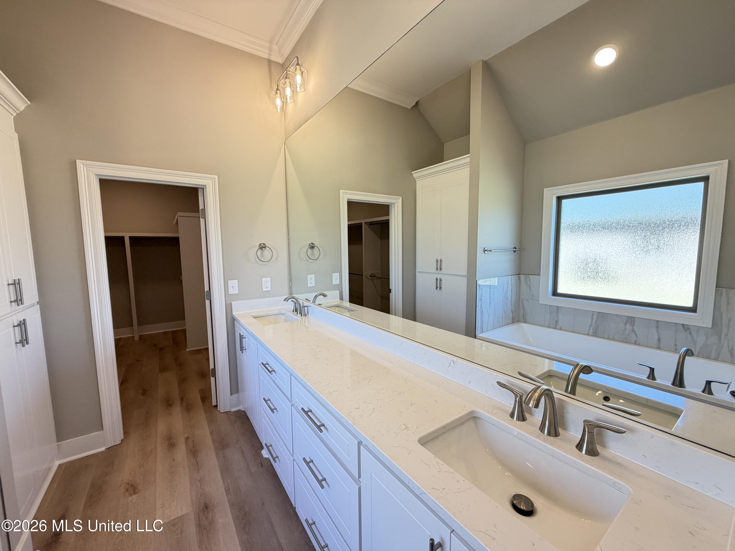 142 Palace Crossing Flowood, MS 39232 - Photo 14 of 35 Photo Mar 17 2026, 12 49 18 PM