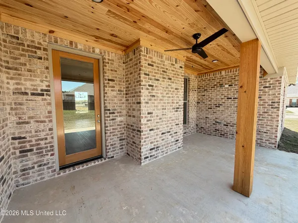$427,900 | 142 Palace Crossing, Flowood, MS 39232