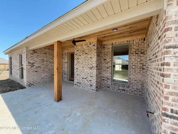 $427,900 | 142 Palace Crossing, Flowood, MS 39232