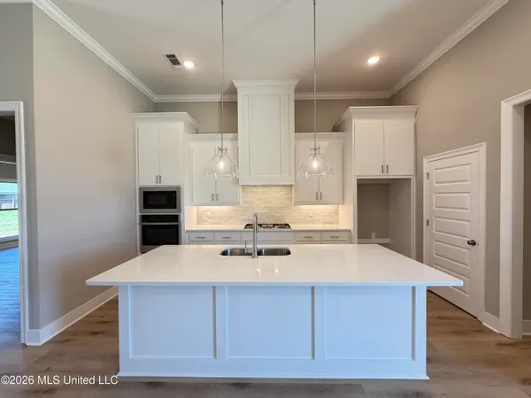 $427,900 | 142 Palace Crossing, Flowood, MS 39232