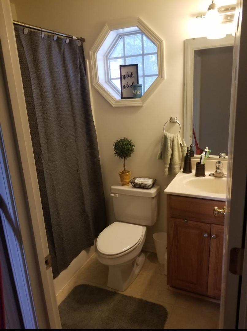 3435 Patterson Mill Road Bedford, VA 24523 - Photo 19 of 41 Bathroom 2