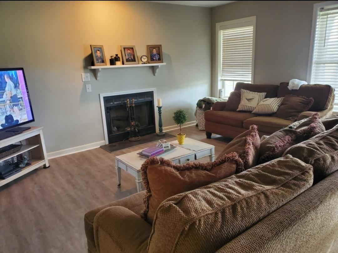 3435 Patterson Mill Road Bedford, VA 24523 - Photo 7 of 41 Living Room