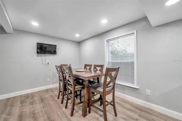$3,100 | 3720 3rd Avenue North, Unit 1/2, St. Petersburg, FL 33713