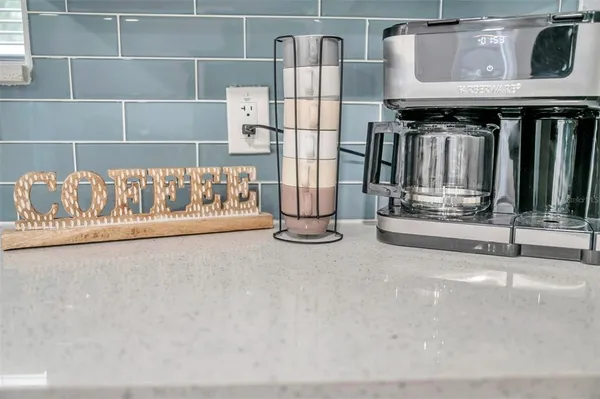 $3,100 | 3720 3rd Avenue North, Unit 1/2, St. Petersburg, FL 33713