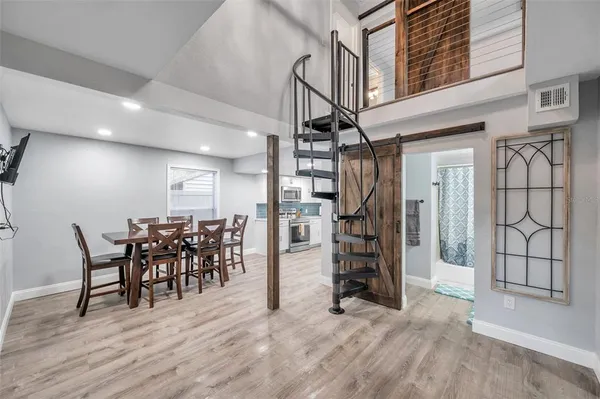 $3,100 | 3720 3rd Avenue North, Unit 1/2, St. Petersburg, FL 33713