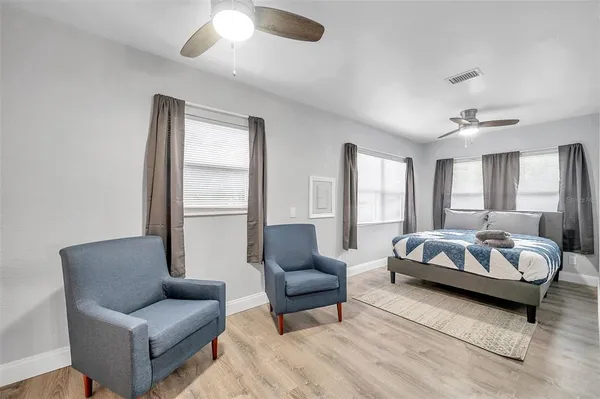 $3,100 | 3720 3rd Avenue North, Unit 1/2, St. Petersburg, FL 33713