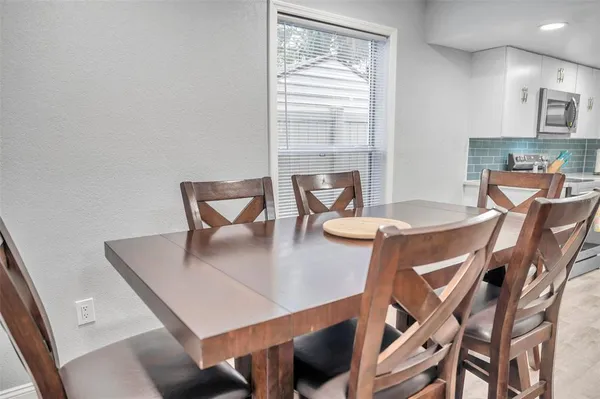 $3,100 | 3720 3rd Avenue North, Unit 1/2, St. Petersburg, FL 33713