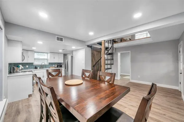 $3,100 | 3720 3rd Avenue North, Unit 1/2, St. Petersburg, FL 33713