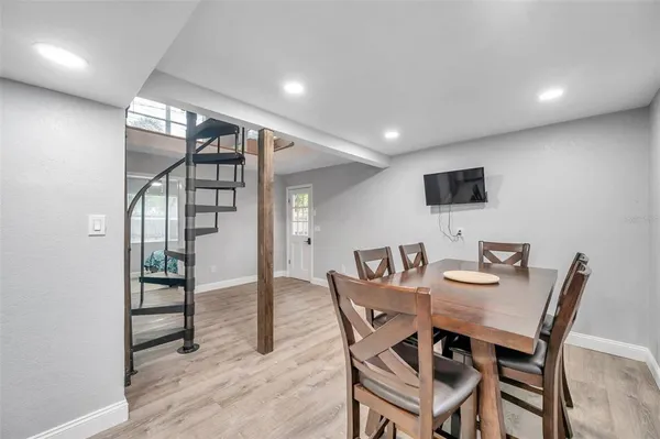 $3,100 | 3720 3rd Avenue North, Unit 1/2, St. Petersburg, FL 33713