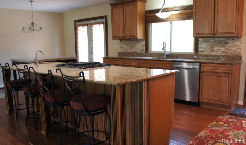 1616 Mark Hopkins Road Bloomfield Hills, MI 48302 - Photo 11 of 24