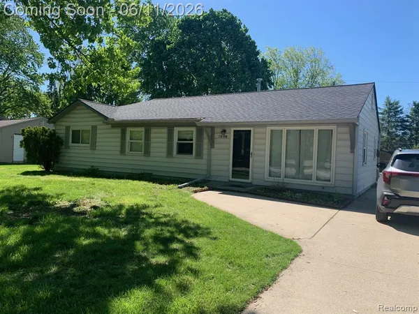 $2,000 | 1096 Truwood Avenue, Rochester Hills, MI 48307