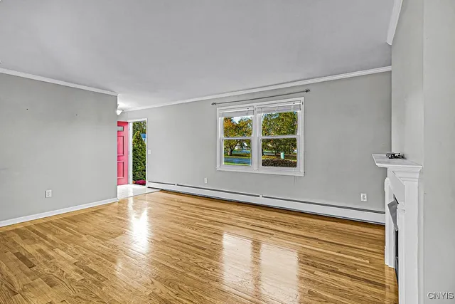 $379,900 | 2 Gateshead Road, New Hartford, NY 13413