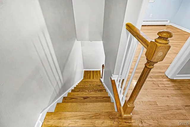 $379,900 | 2 Gateshead Road, New Hartford, NY 13413