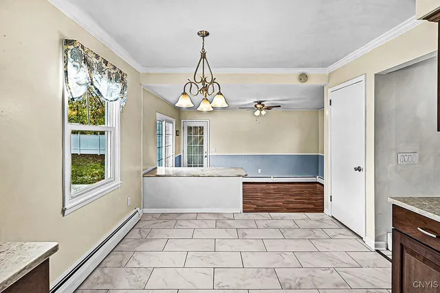 $379,900 | 2 Gateshead Road, New Hartford, NY 13413