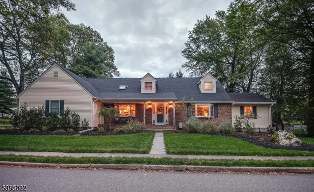 $879,000 | 18 Morse Avenue, Ramsey, NJ 07446