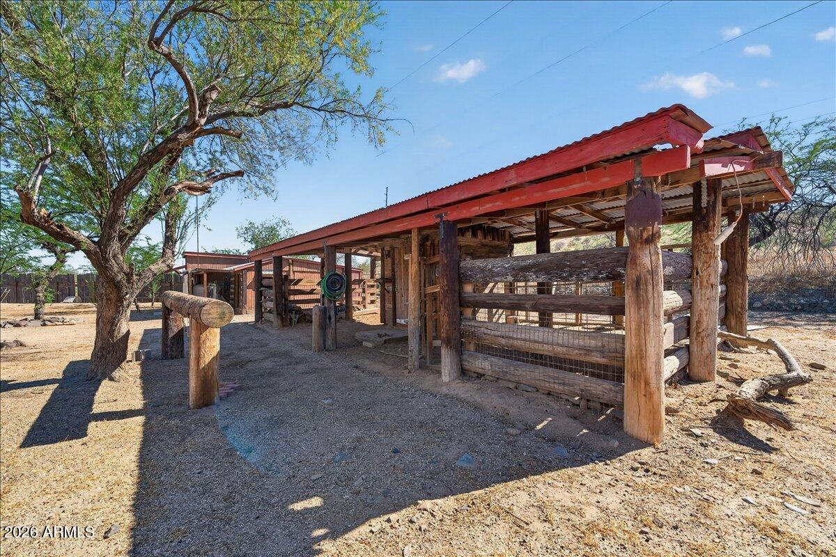 602 West Circle Mountain Road New River, AZ 85087 - Photo 23 of 27 24-A740106