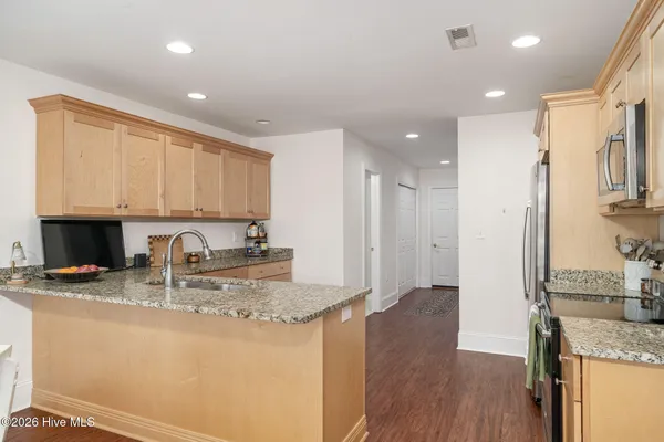 $399,999 | 138 Candlewood Drive, Wallace, NC 28466