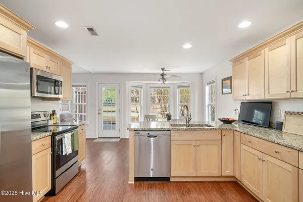 $399,999 | 138 Candlewood Drive, Wallace, NC 28466