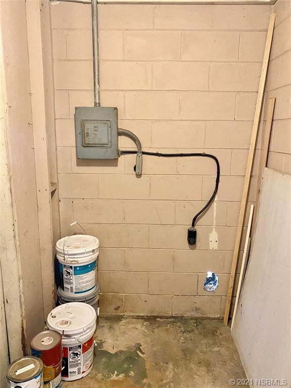 205 West Division Street DeLand, FL 32720 - Photo 15 of 15 a bathroom with a toilet and a shower