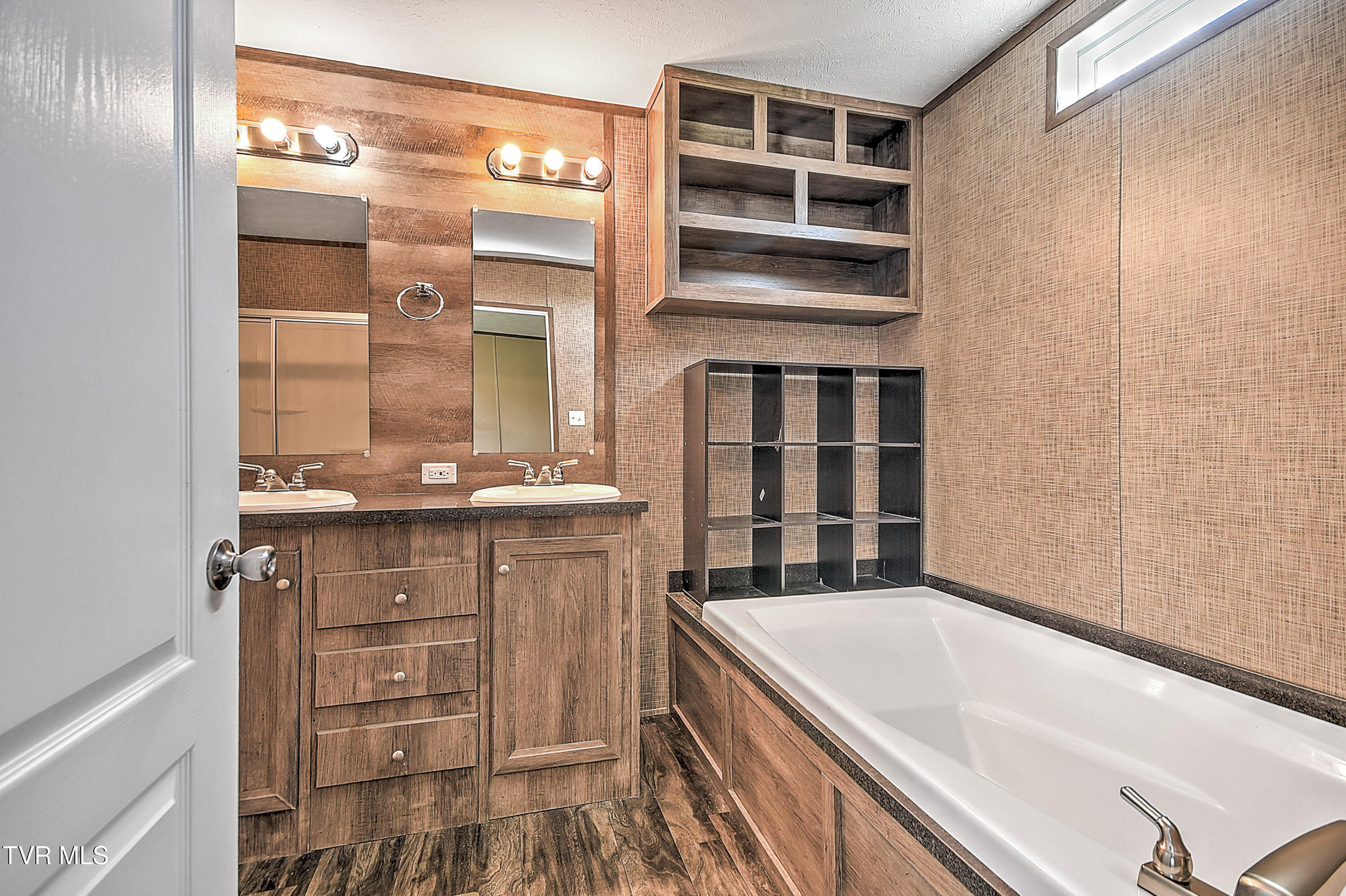 2975 North Wesley Chapel Road Greeneville, TN 37745 - Photo 14 of 39 14