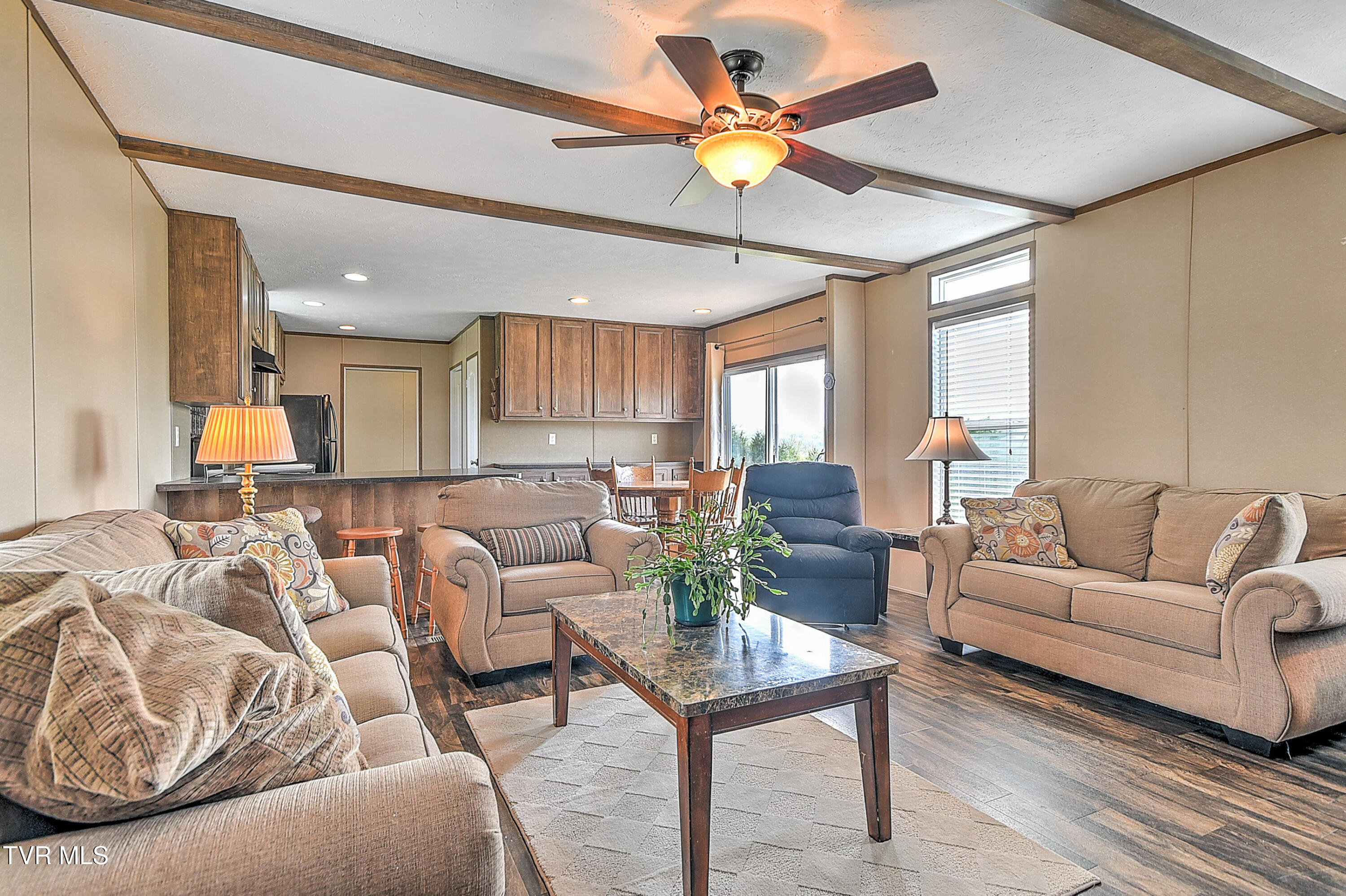 2975 North Wesley Chapel Road Greeneville, TN 37745 - Photo 4 of 39 4