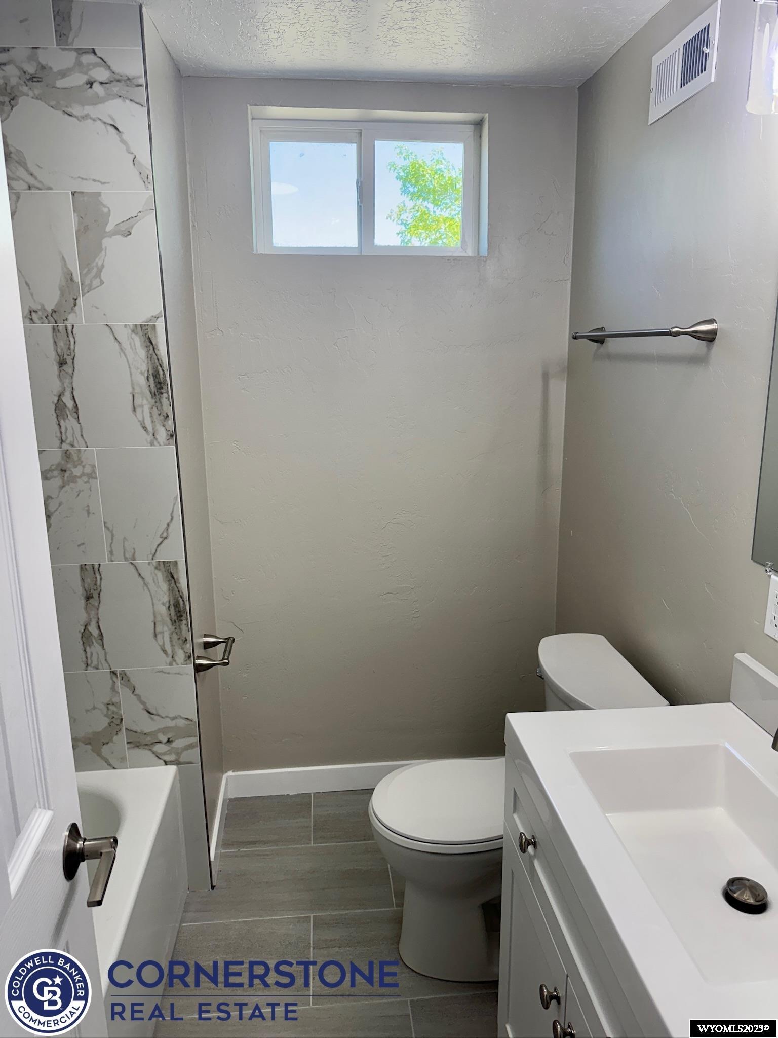 1302 East 7th Street Casper, WY 82601 - Photo 12 of 24