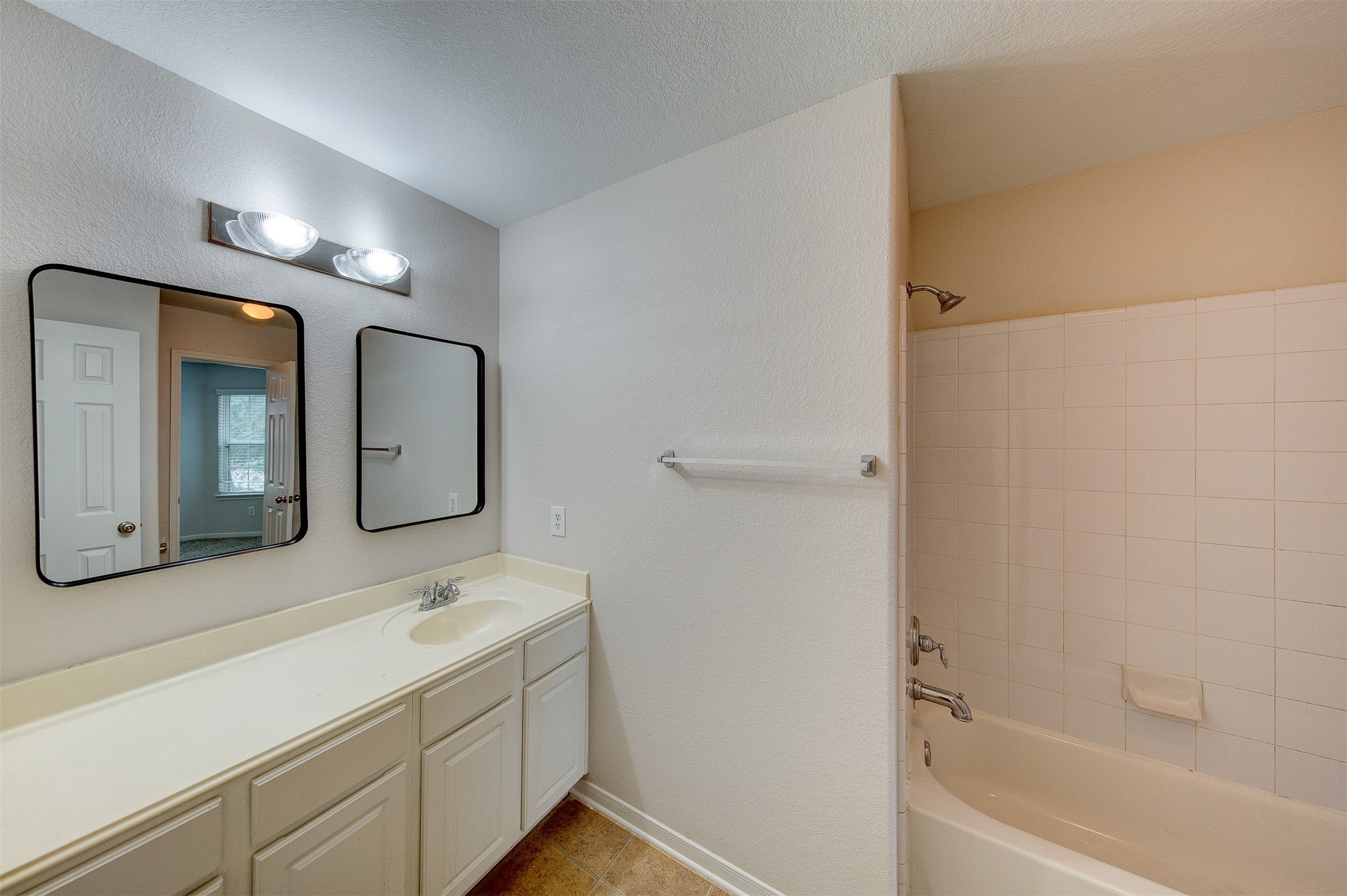 2914 Granite Vale Road Houston, TX 77084 - Photo 33 of 42