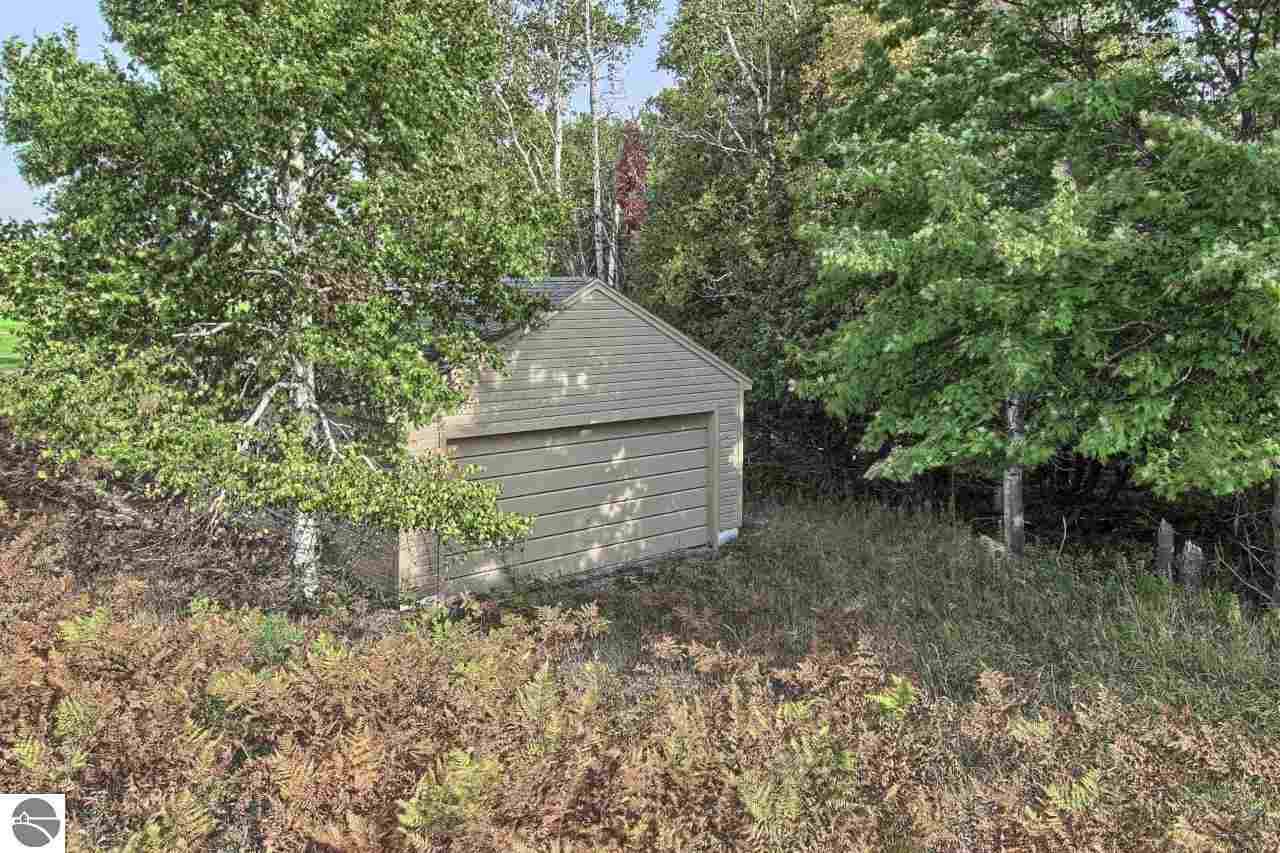 11829 East 14 Road Manton, MI 49663 - Photo 31 of 49 1807921-30.JPG