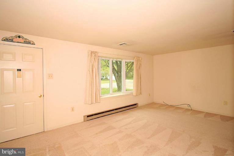 1332 Calvert Road Chester, MD 21619 - Photo 7 of 17 Living Room #2