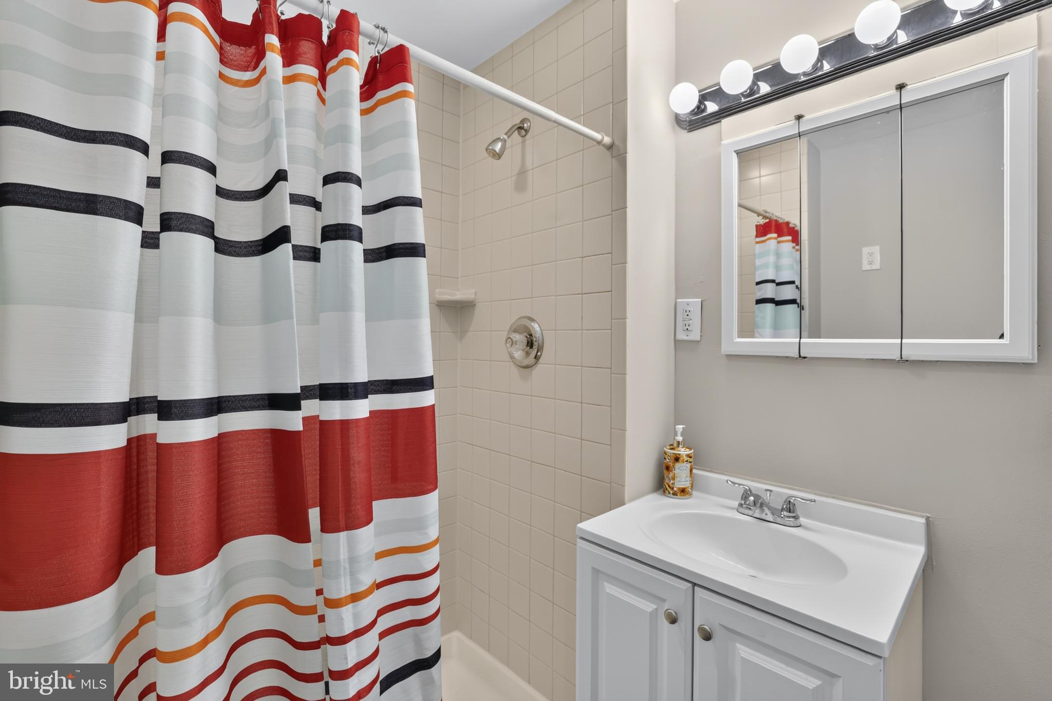 1483 Pangbourne Way Hanover, MD 21076 - Photo 28 of 35