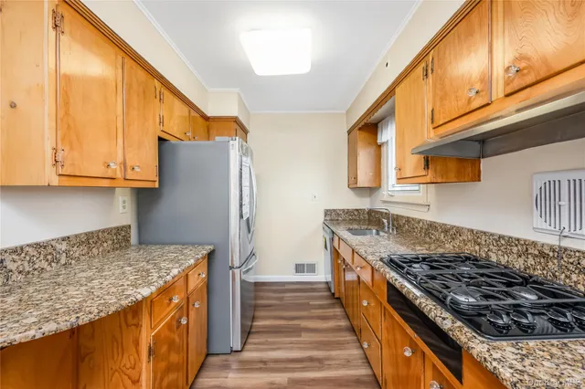 $1,298,000 | 16-07 201st Street | Clearview