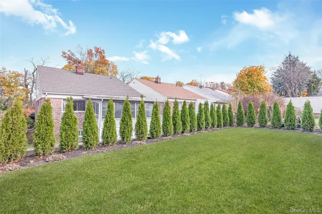 $1,298,000 | 16-07 201st Street | Clearview