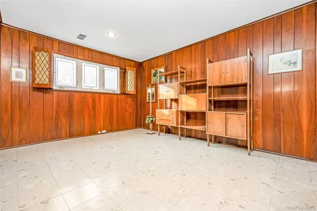 $1,298,000 | 16-07 201st Street | Clearview