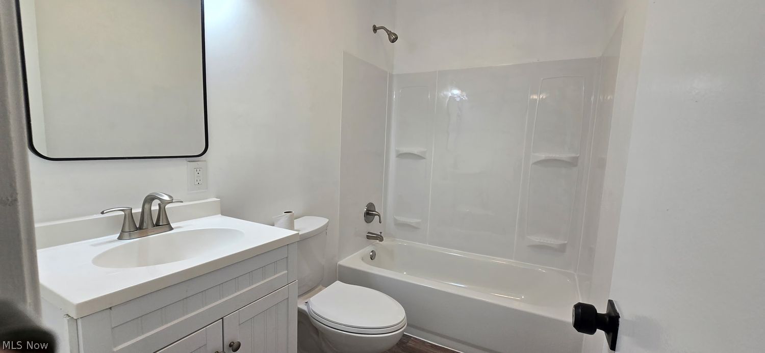 13347 Thornhope Road Cleveland, OH 44135 - Photo 12 of 15
