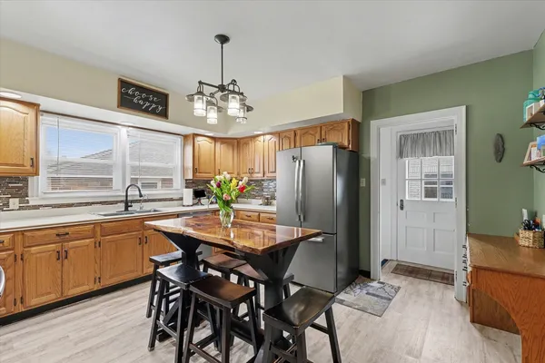 $364,000 | 324 South Sangamon Avenue, Gibson City, IL 60936