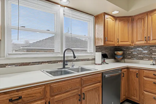 $364,000 | 324 South Sangamon Avenue, Gibson City, IL 60936