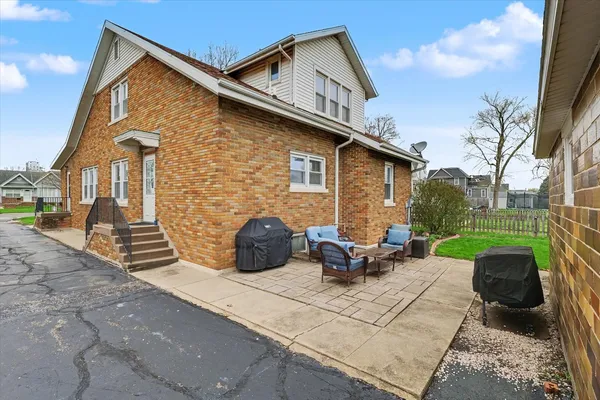 $364,000 | 324 South Sangamon Avenue, Gibson City, IL 60936