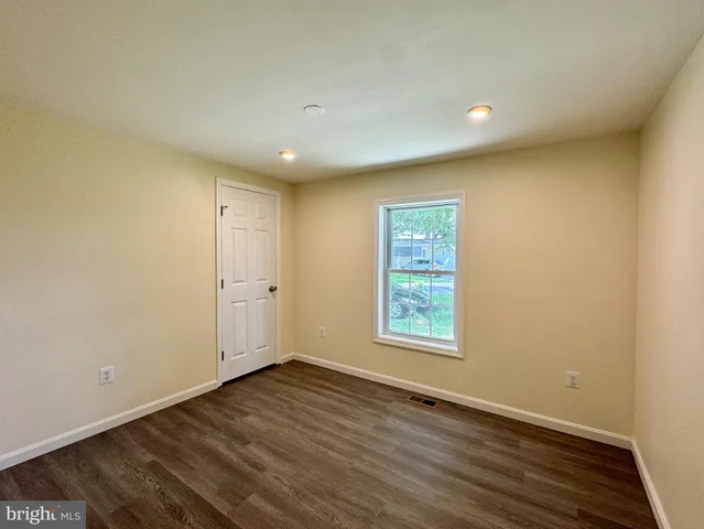 $117,990 | 10130 Cherry Street, Laurel, DE 19956