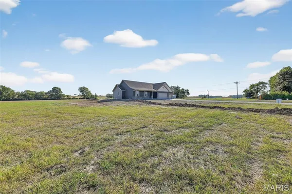 $419,000 | 104 Tick Road, Silex, MO 63377